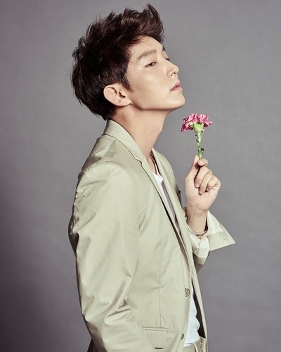 leejoongi image.jpg